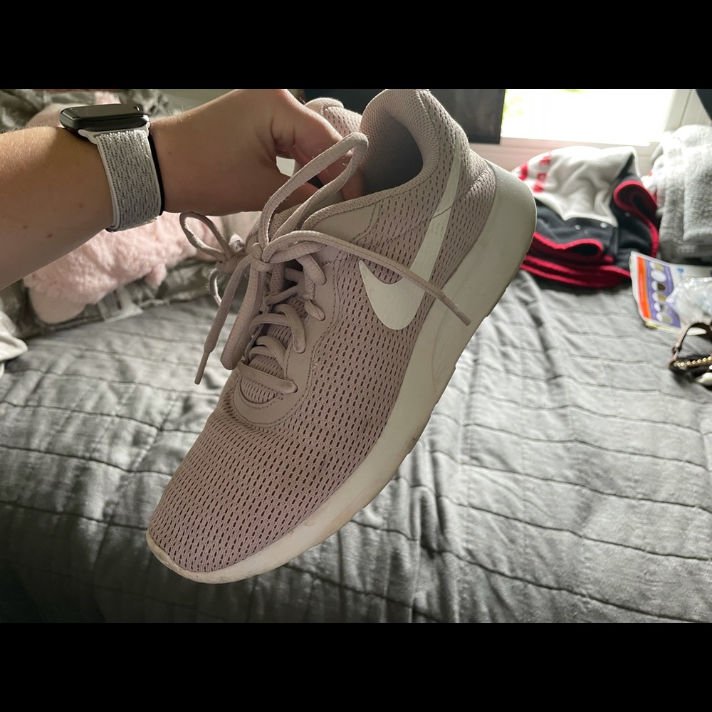 Nike Roshe’s